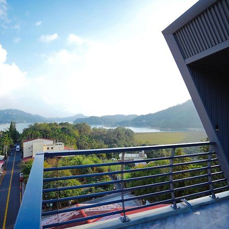 Lake B&B Yuchi Ngoại thất bức ảnh