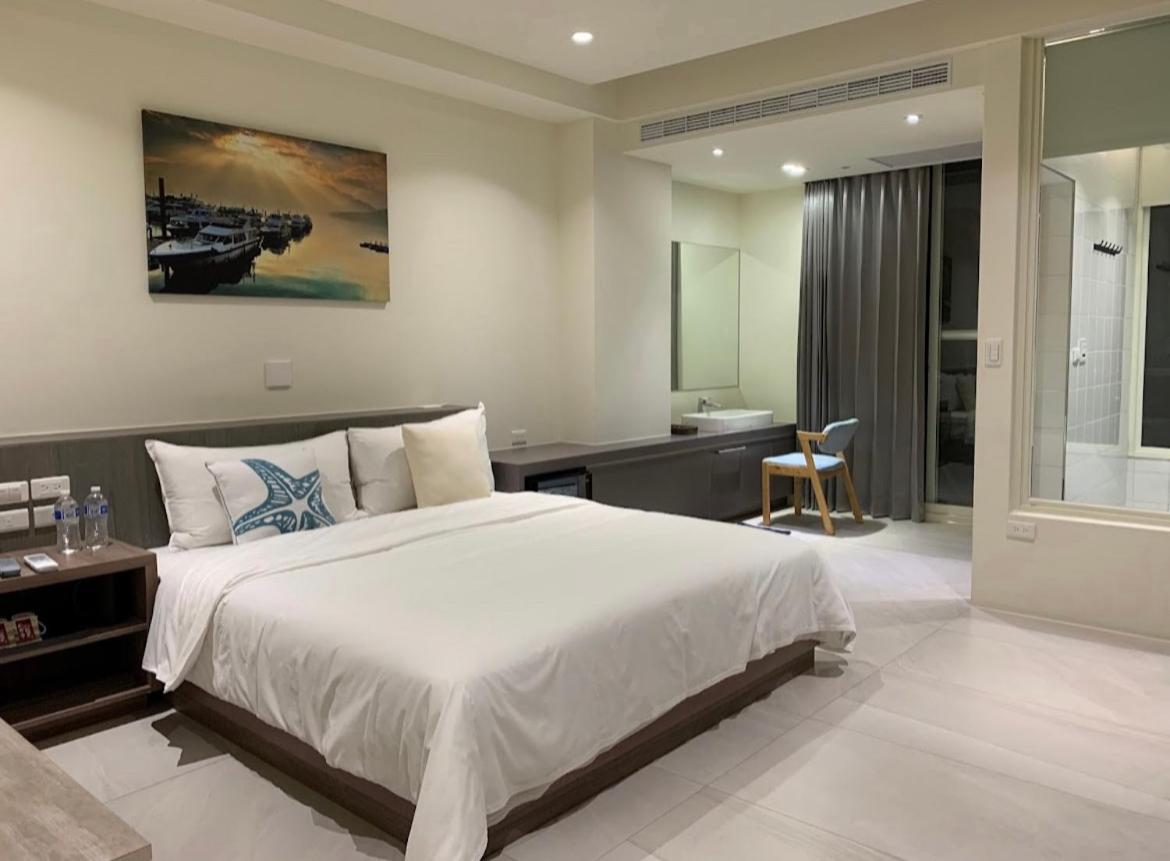 Lake B&B Yuchi Ngoại thất bức ảnh