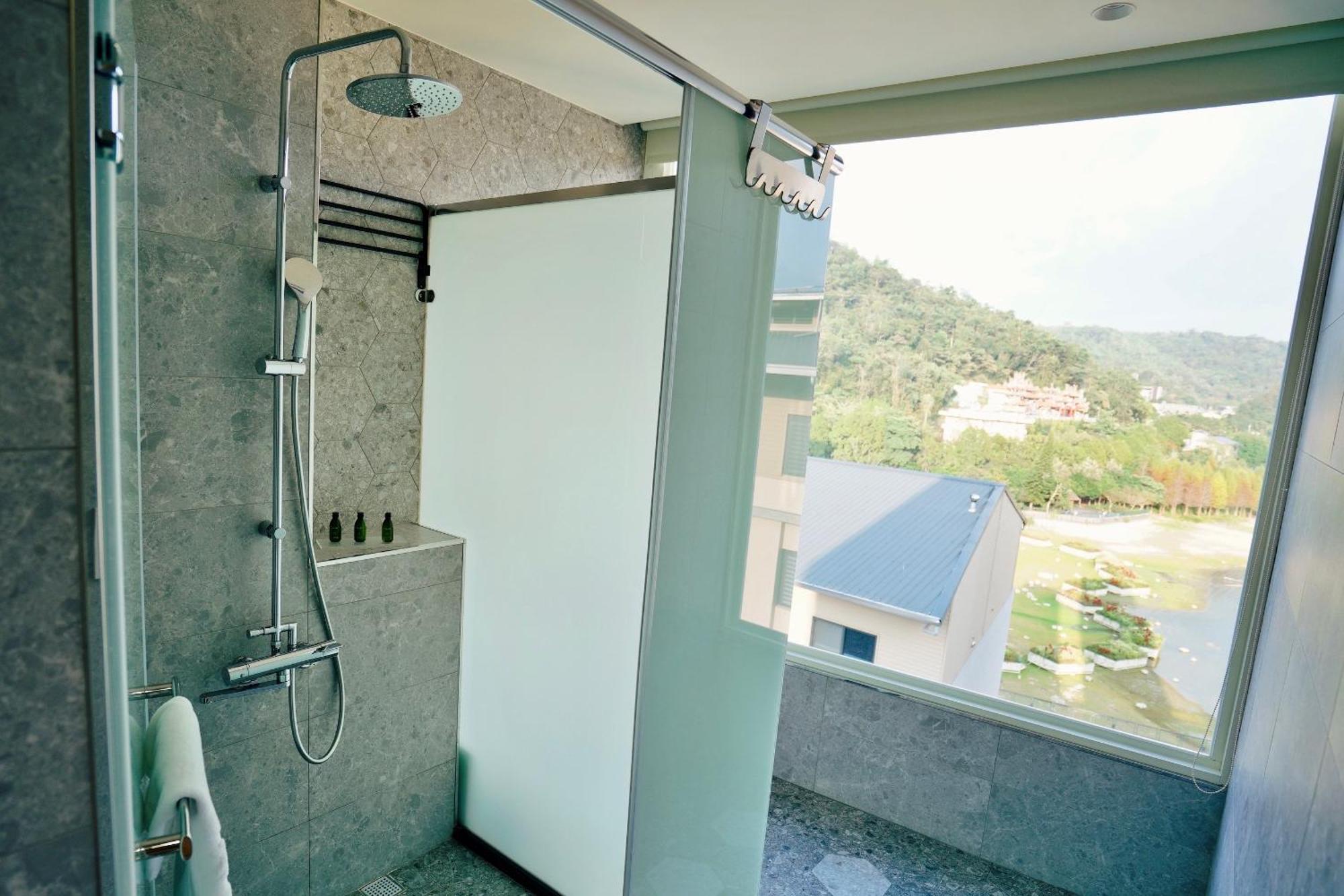 Lake B&B Yuchi Ngoại thất bức ảnh